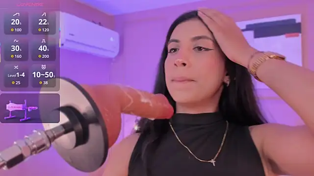 Živá chatovací místnost zia_cooper