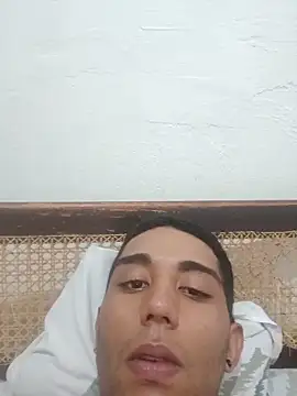 Annyeli লাইভ চ্যাট রুম