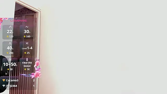 Živá chatovací místnost Riri_Blonde10