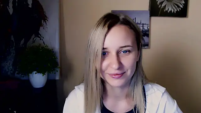 _Nicole_new live-chat rom