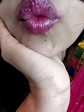 kaamuk_shweta – live chatrum