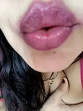kaamuk_shweta Live chatroom