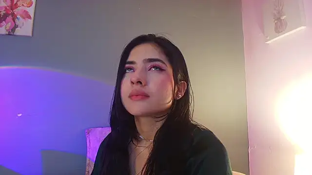 adara_johnson__ 실시간 채팅방