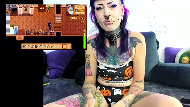 Purple_Coffin666's Live Chat Room
