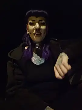 Pokój czatu na żywo – Purple_Coffin666
