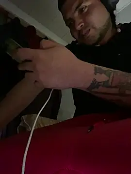 GusanoDelicioso – live sex-cam-show