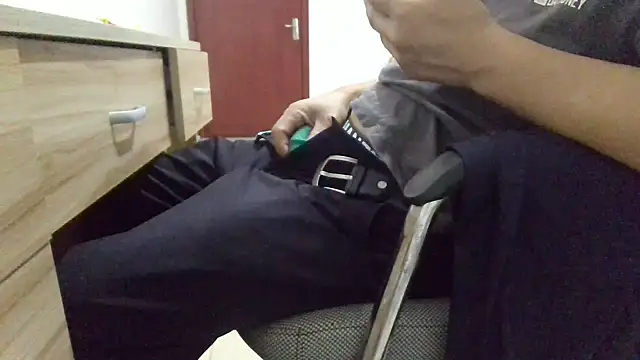 huzi518 Show Webcam