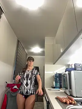 חדר צ'אט בשידור חי של jennifer11772