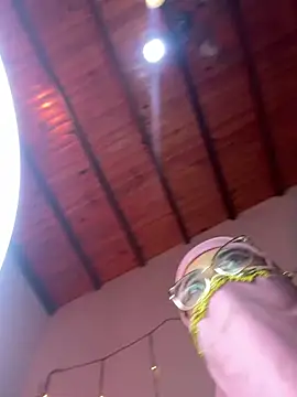 Sala de chat en directo de Maisa_issa