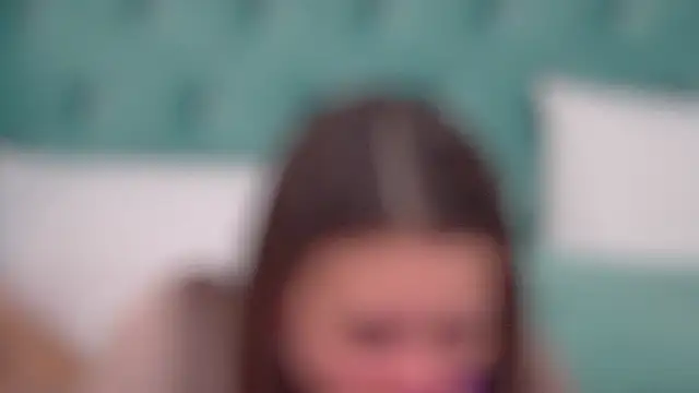 PollyLanders Live chatroom