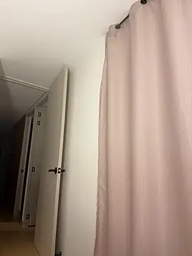 Chat soba uživo modela Sarah_cam06