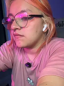 Sophia_Weest99 Live Chatraum