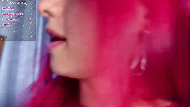 luccycollins_のライブチャットルーム