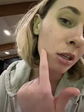 Chat ao vivo de M1ssyk1ssy