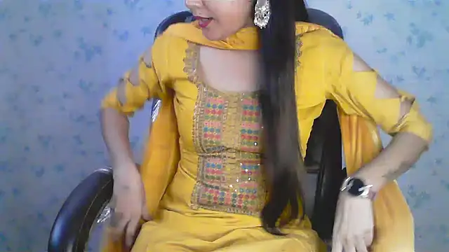 collage_hoty Live Chatraum