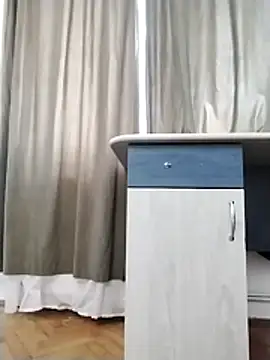 Živá chatovací místnost Honeytrap369