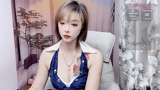 Angelic-Baby Adlı Modelin Canlı Sohbet Odası