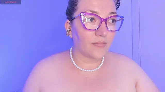 Naty_Mature_ Adlı Modelin Canlı Sohbet Odası