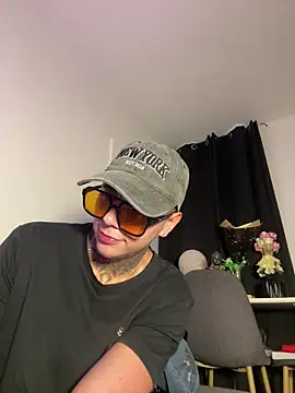 Chat soba uživo modela _PhillipBrown