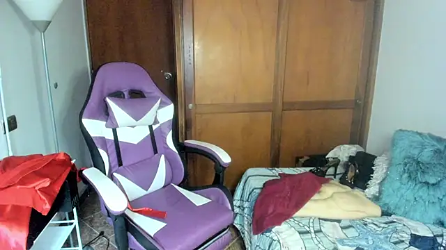 Sala de chat ao vivo de adriana_p25