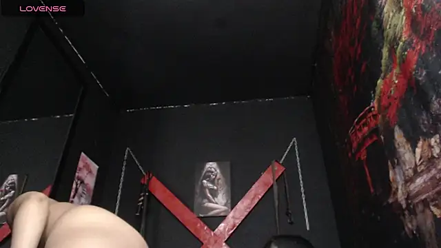 dark_doll5 Adlı Modelin Canlı Sohbet Odası