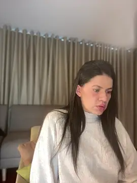 חדר צ'אט בשידור חי של Zandrina