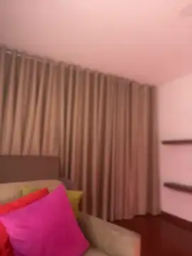 Sala de chat en directo de Zandrina