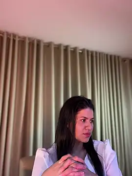 Chat soba uživo modela Zandrina