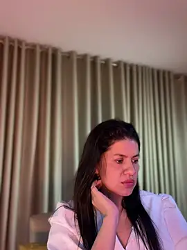 Sala de chat ao vivo de Zandrina