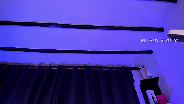 karly_angeel Cameră chat live