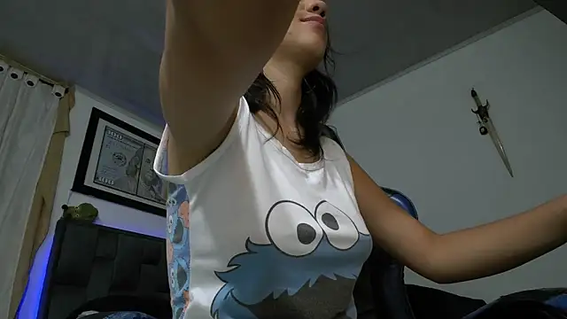 NinaChan_ – live chatrum