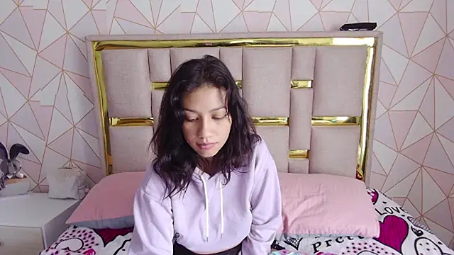 NinaChan_ Live Chatraum