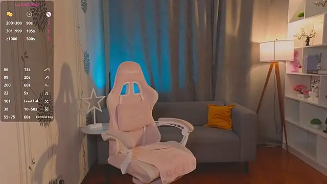 חדר צ'אט בשידור חי של Lovella_Lips
