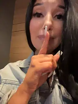 Bilik Sembang Langsung Tisha_Busty