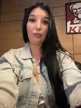 Živá chatovací místnost Tisha_Busty