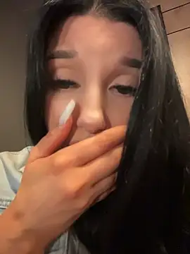 Tisha_Busty 실시간 채팅방