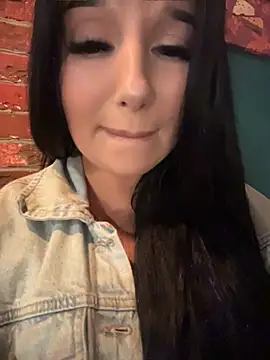 Tisha_Busty Live Chatraum