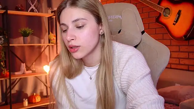 EllieCutes Live Chatrum