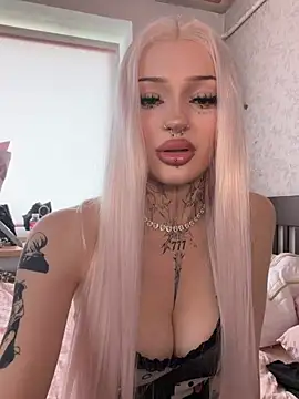 Živá chatovací místnost madelinexx
