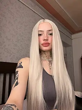 Živá chatovací místnost madelinexx