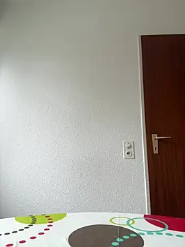 Chat soba uživo modela Lombada