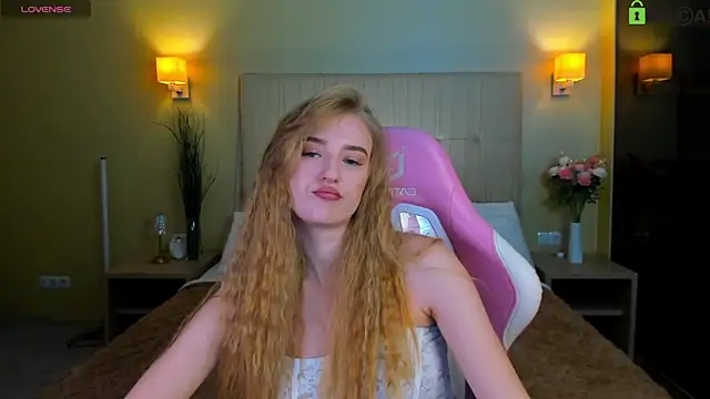 Stacy_River Adlı Modelin Canlı Sohbet Odası