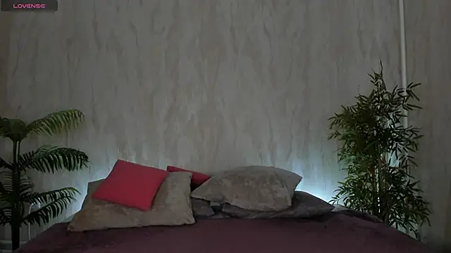 Stacy_River's Live Chat Room