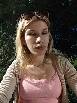 EvyLure чат на живо