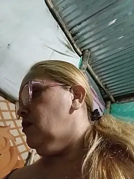 MOTHER_AND_SON09 – live chatrum