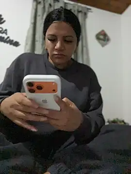 Milff_parkerrr Adlı Modelin Canlı Sohbet Odası