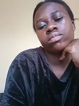 Sassy_boobs21 Adlı Modelin Canlı Sohbet Odası