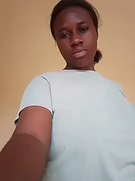 Sassy_boobs21 Adlı Modelin Canlı Sohbet Odası