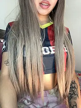Chat soba uživo modela lunaapppp