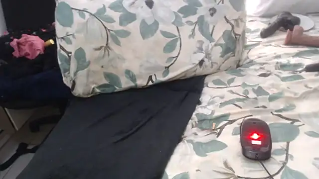 Foxybrownxx1 élő chatszobája